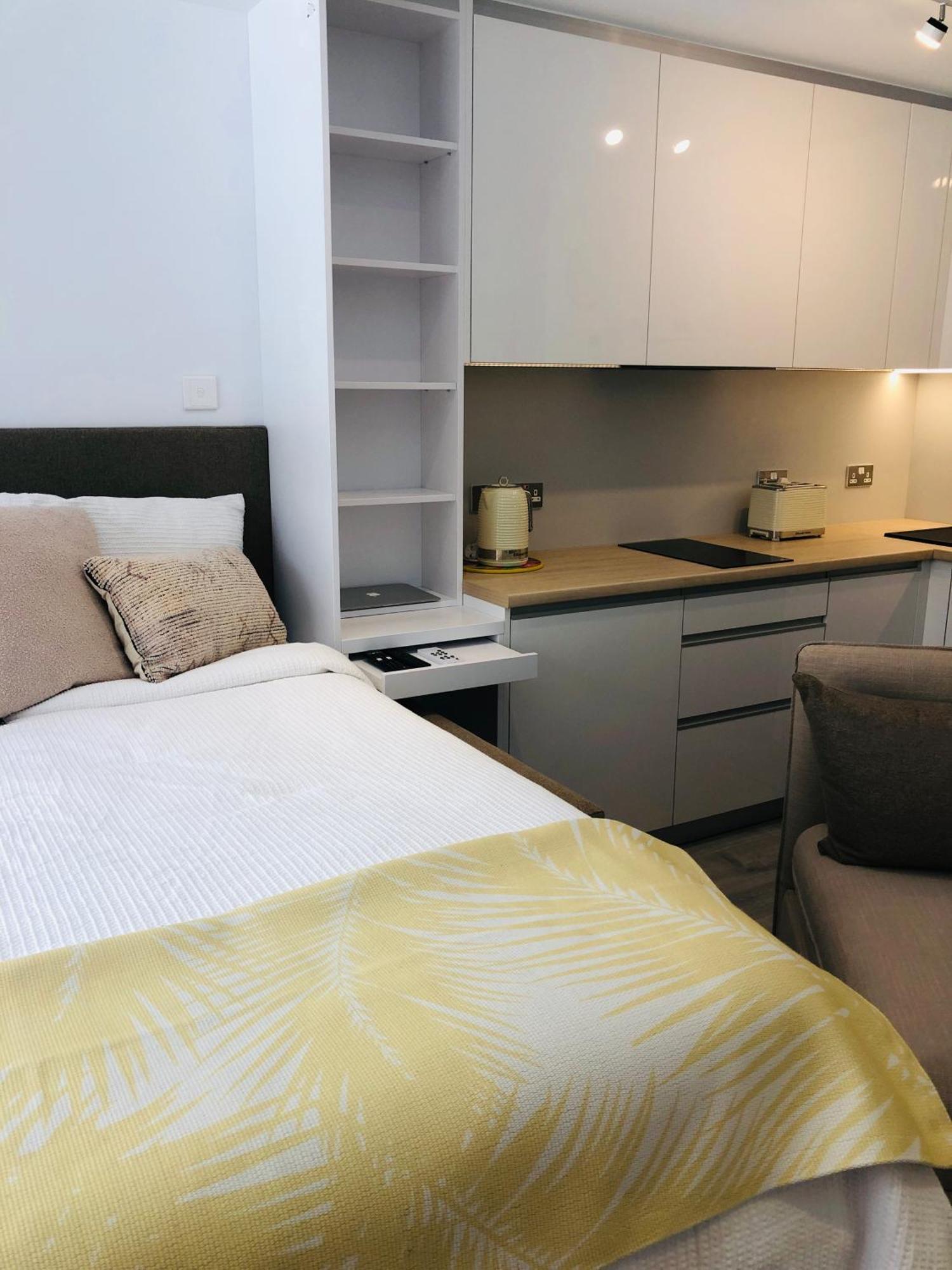 Cp High Floor Luxury Studio Sleeps 3 Γιβραλτάρ Εξωτερικό φωτογραφία